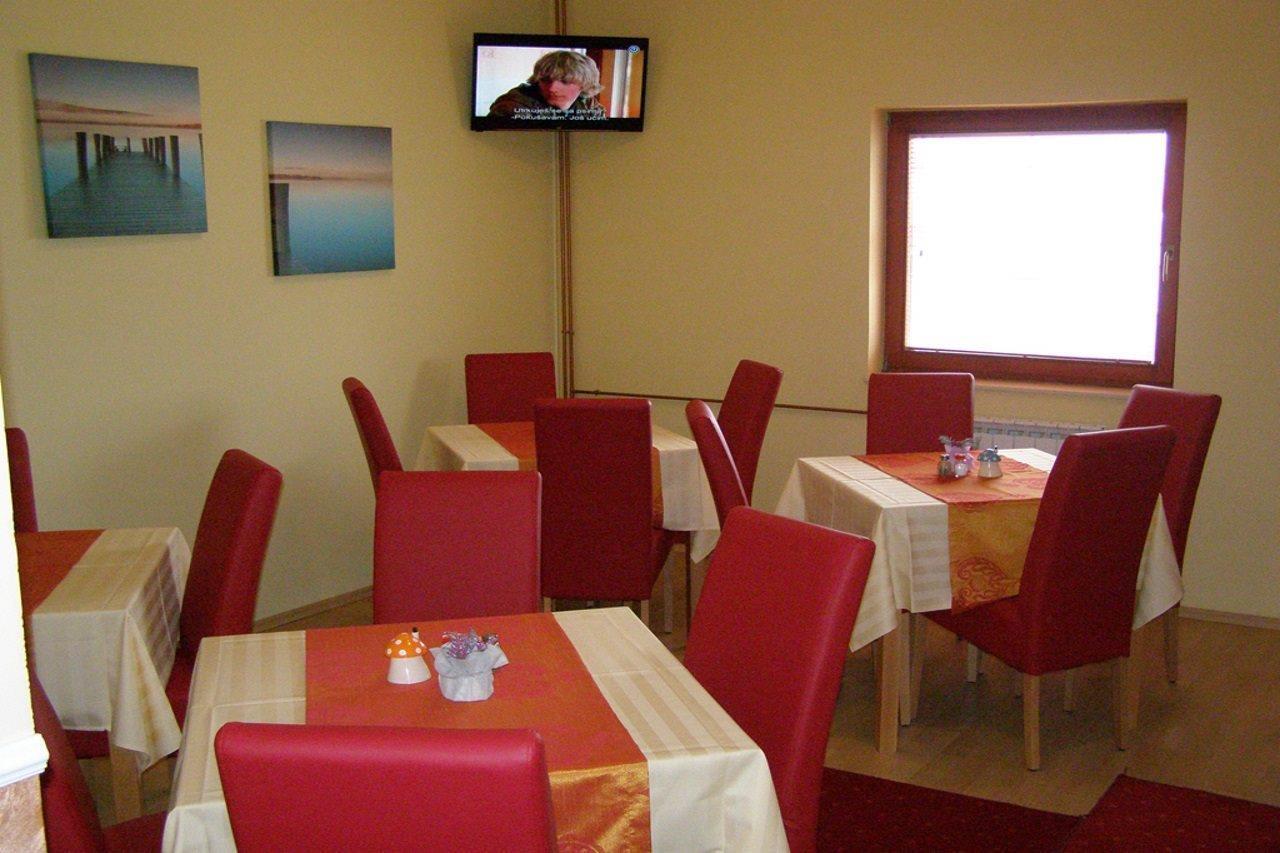 Lukavica Hotel Arizona Sarajevo المظهر الخارجي الصورة