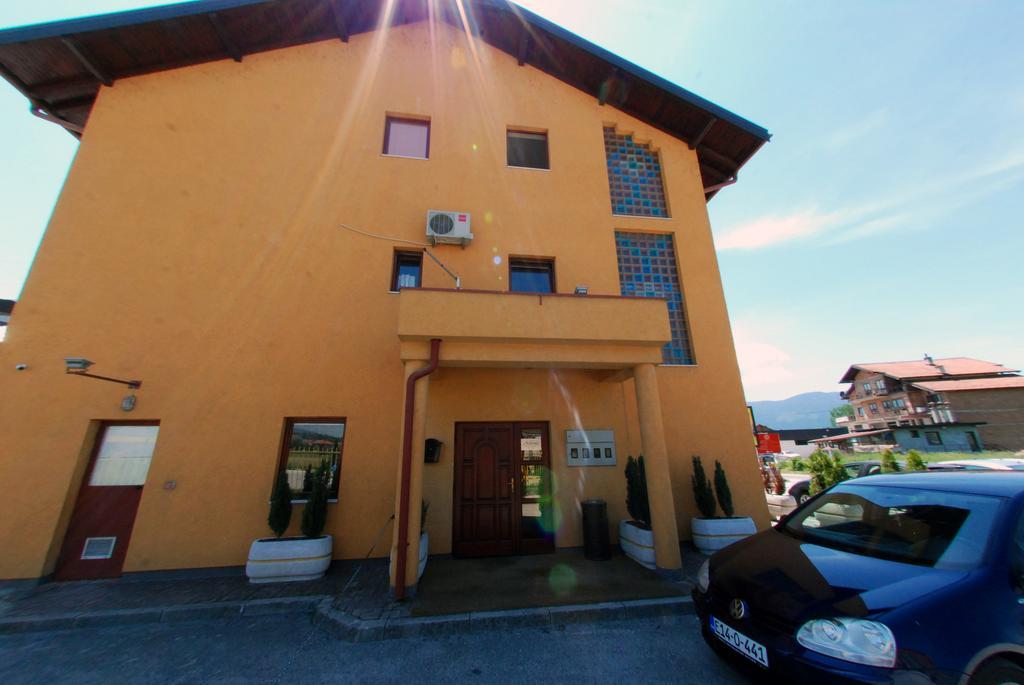 Lukavica Hotel Arizona Sarajevo المظهر الخارجي الصورة