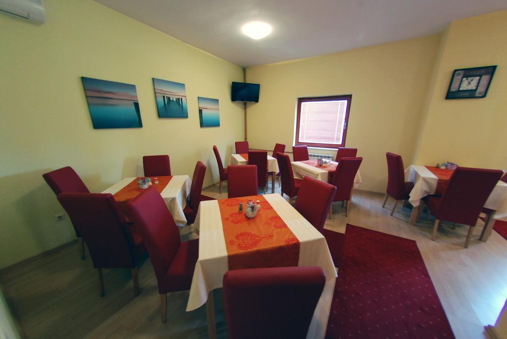 Lukavica Hotel Arizona Sarajevo المظهر الخارجي الصورة