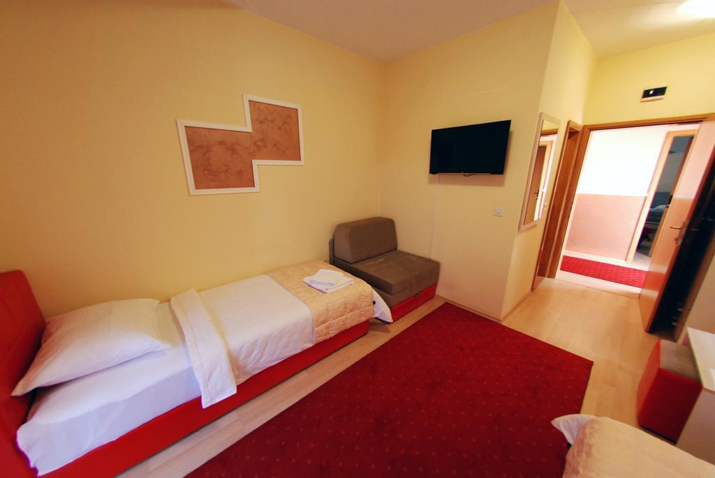 Lukavica Hotel Arizona Sarajevo المظهر الخارجي الصورة