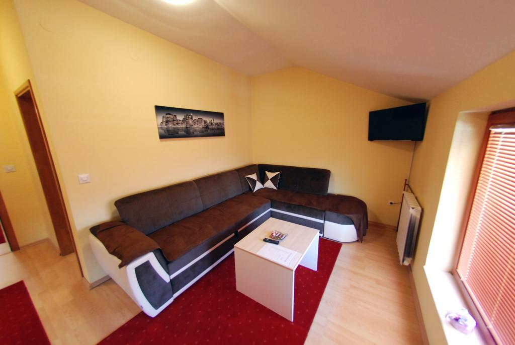 Lukavica Hotel Arizona Sarajevo المظهر الخارجي الصورة
