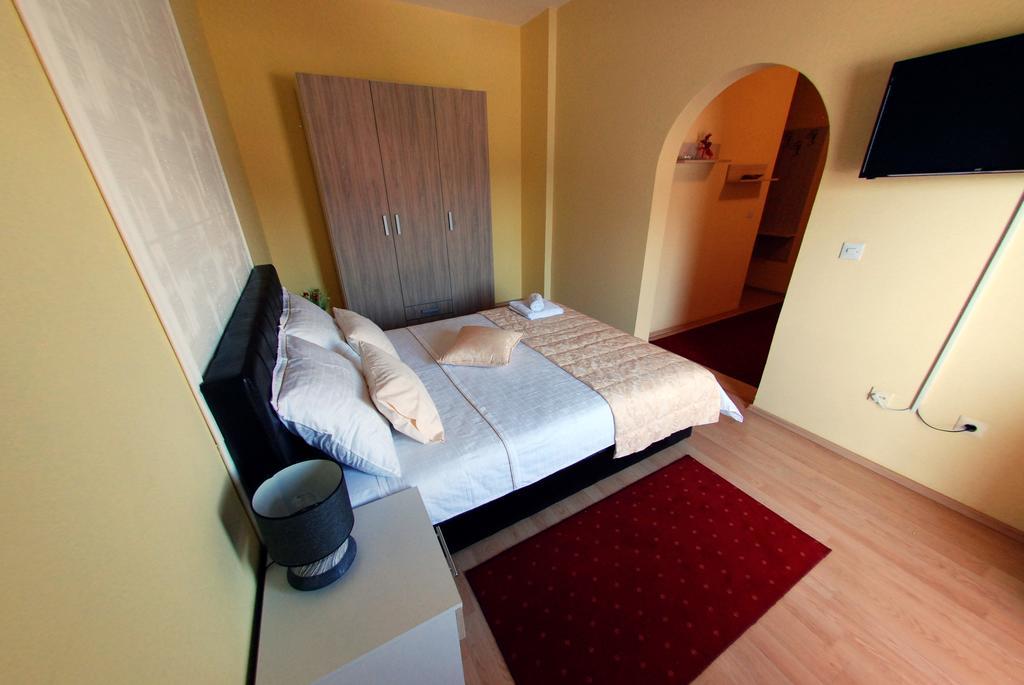 Lukavica Hotel Arizona Sarajevo المظهر الخارجي الصورة