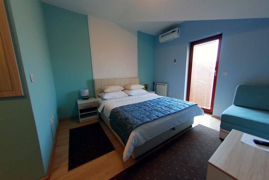 Lukavica Hotel Arizona Sarajevo المظهر الخارجي الصورة